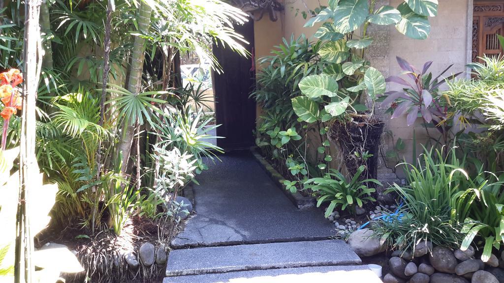 Villa Plawa Asri Seminyak Exteriör bild