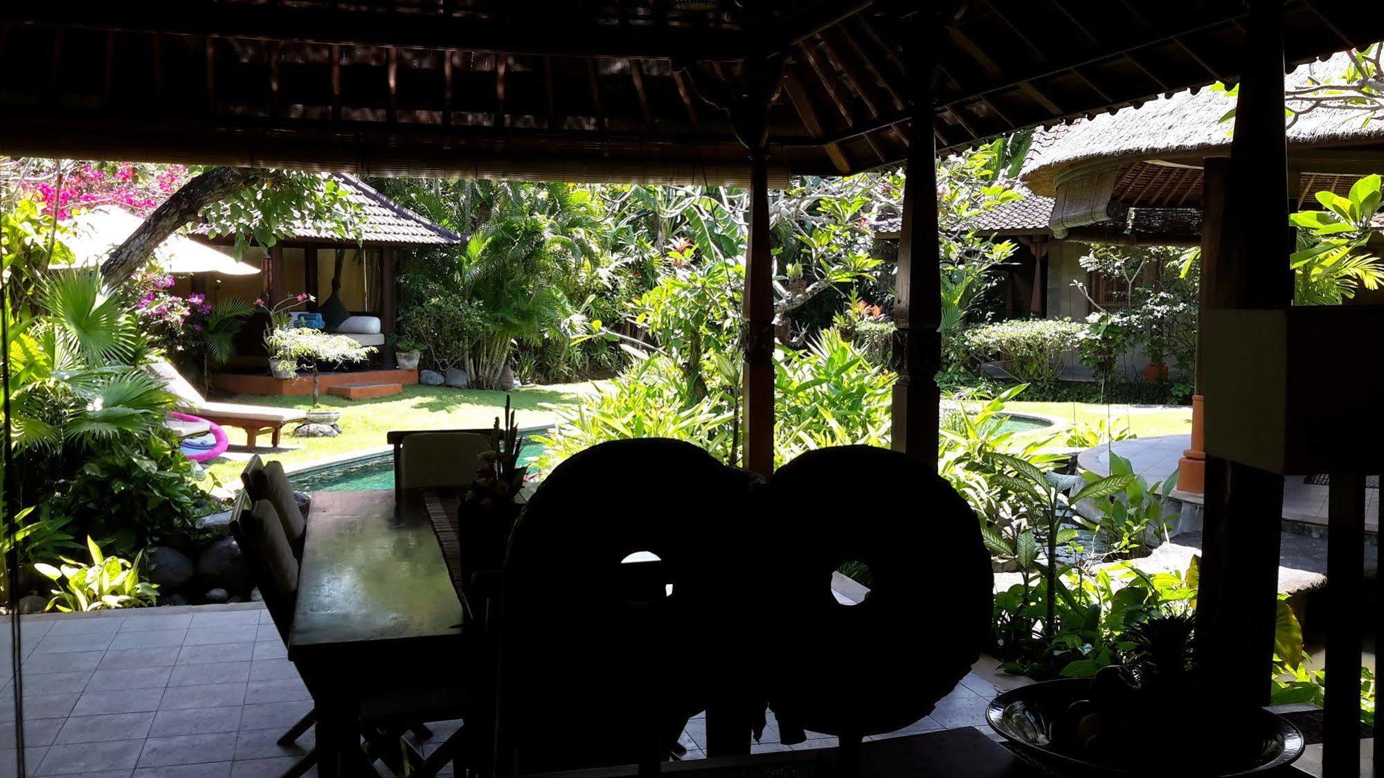 Villa Plawa Asri Seminyak Exteriör bild