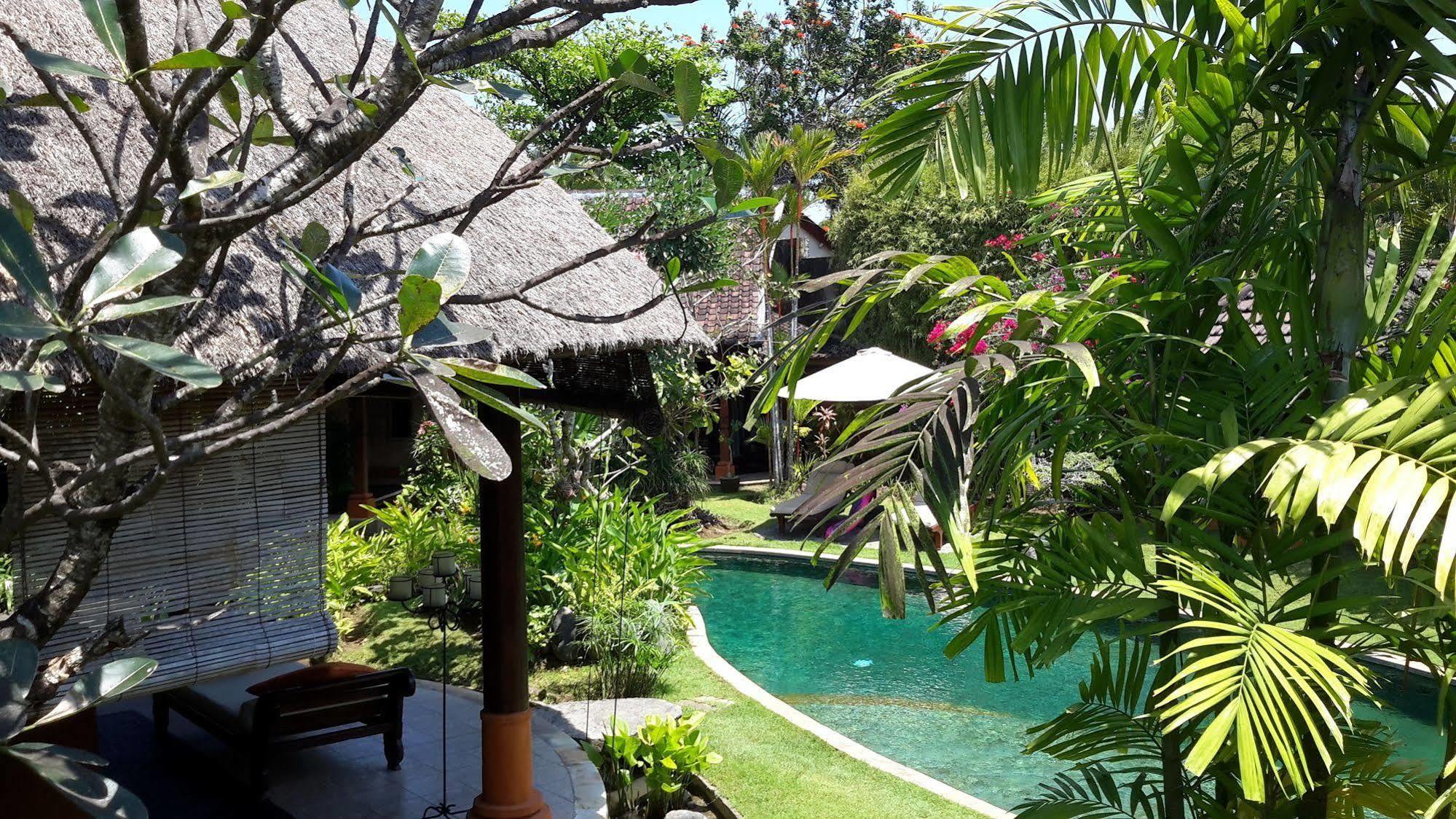 Villa Plawa Asri Seminyak Exteriör bild