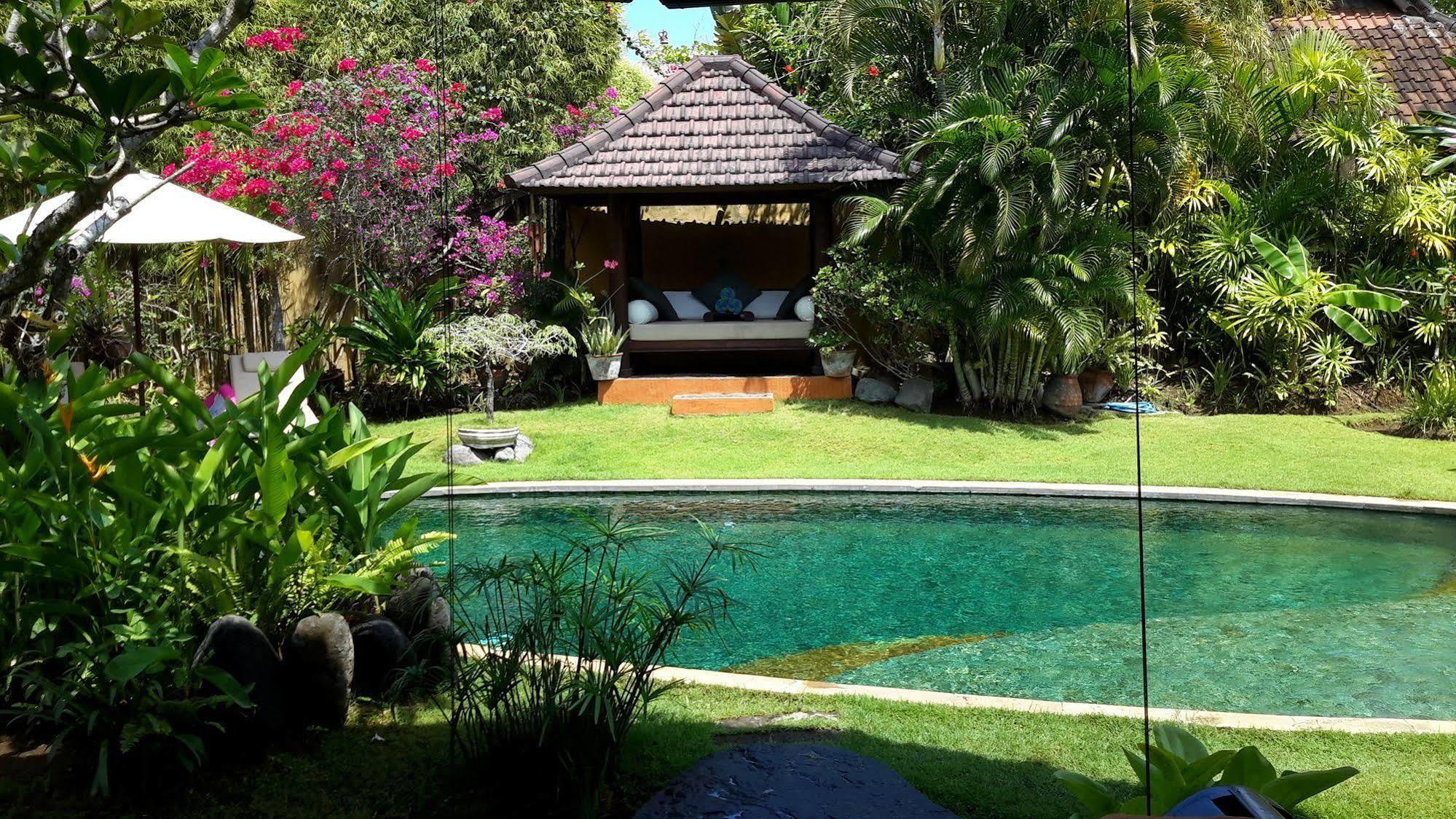 Villa Plawa Asri Seminyak Exteriör bild