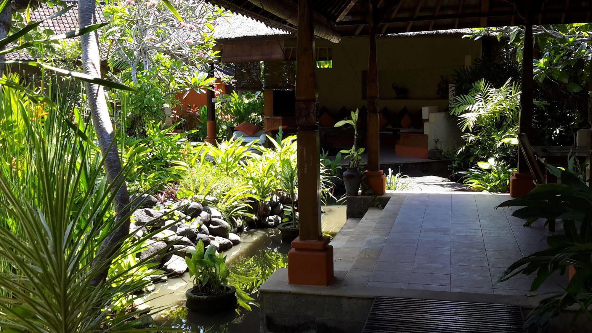 Villa Plawa Asri Seminyak Exteriör bild