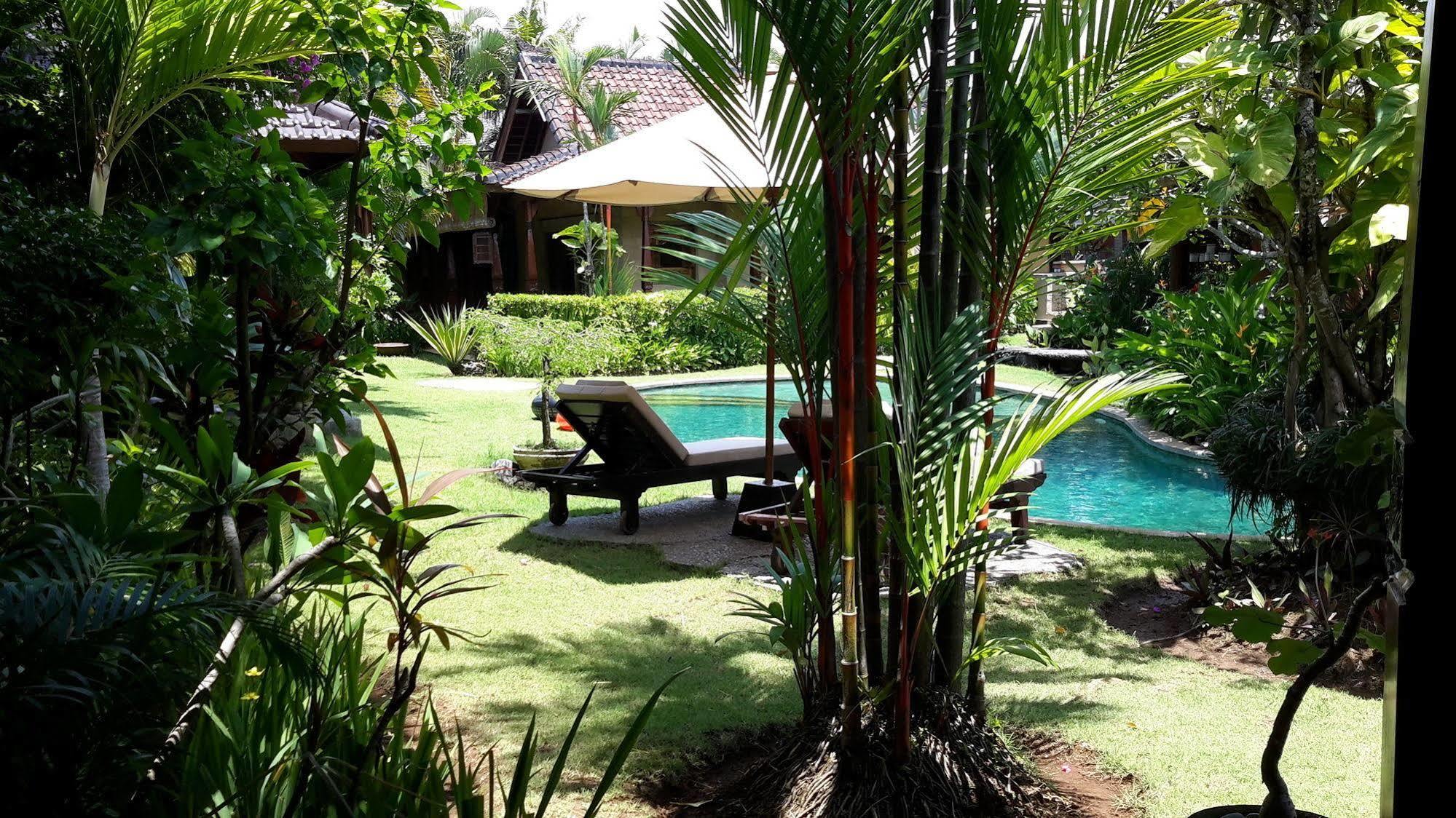 Villa Plawa Asri Seminyak Exteriör bild